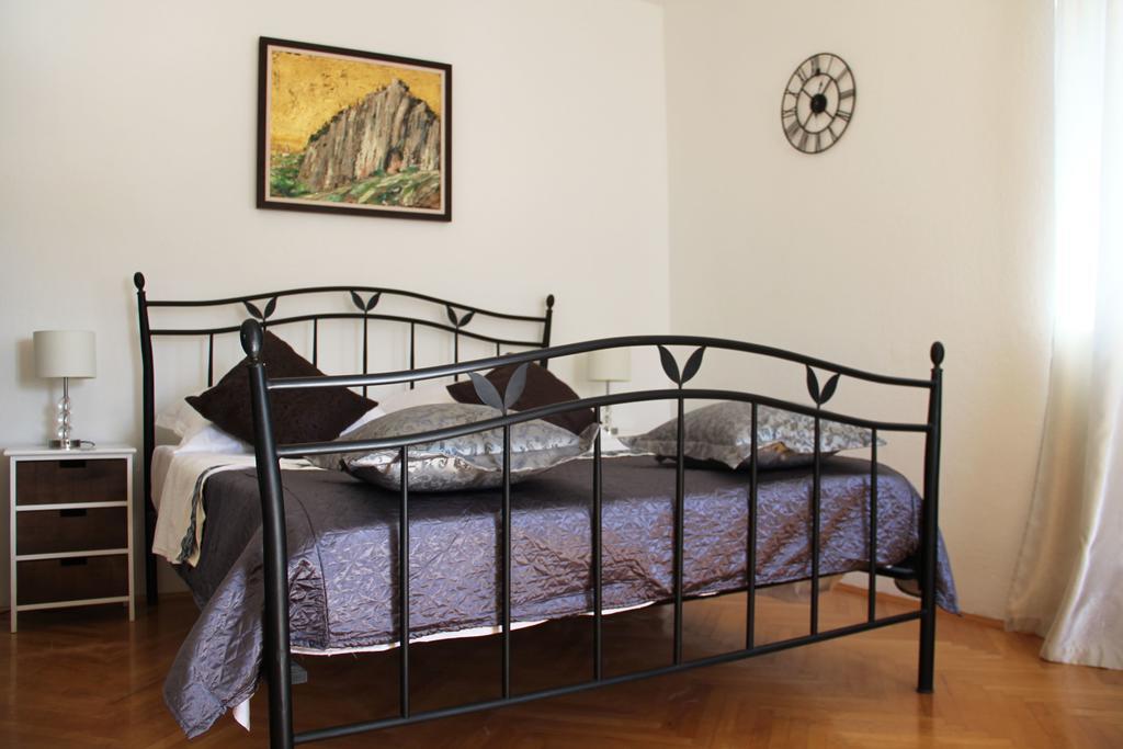 Apartments Spiro Сплит Экстерьер фото